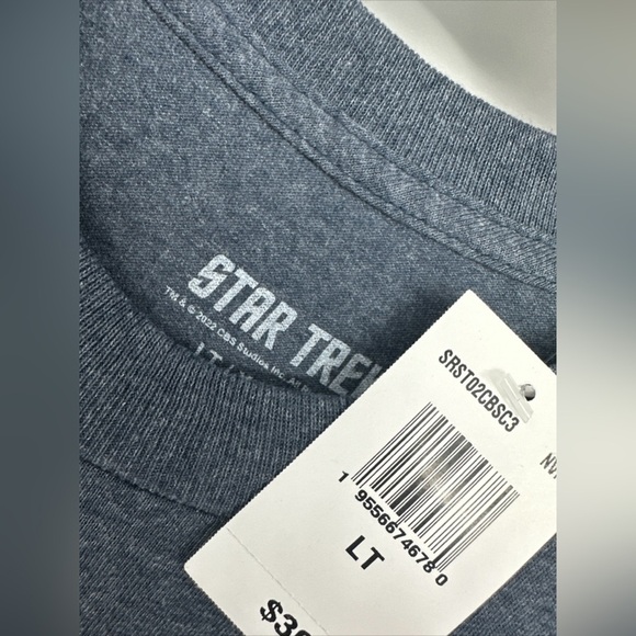 Star Trek The Original Series Spock Poster Tee Shirt Large Tall NEW - Picture 2 of 3